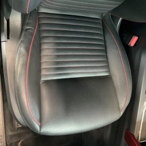 2017 Land Rover Discovery Sport 2.0 Td4 HSE - Image 2