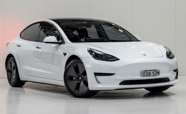 2021 Tesla Model 3 Standard Range Plus RWD - Image 2