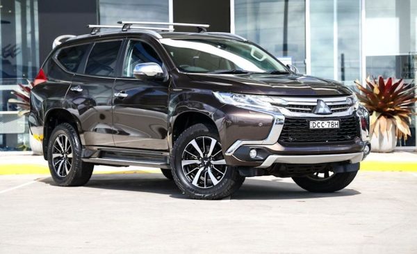 2015 Mitsubishi Pajero Sport Exceed
