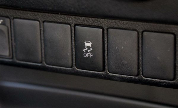 2016 Toyota Hilux Workmate Cab Chassis - Image 17