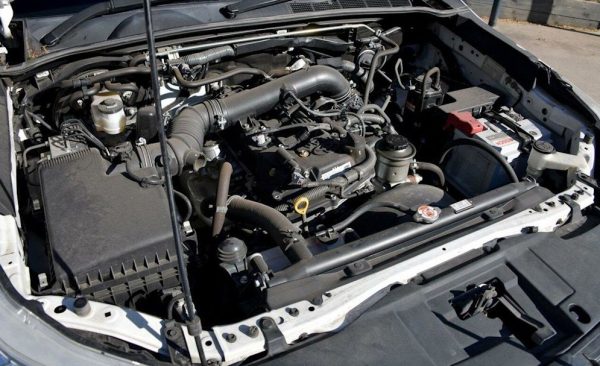 2016 Toyota Hilux Workmate Cab Chassis - Image 21