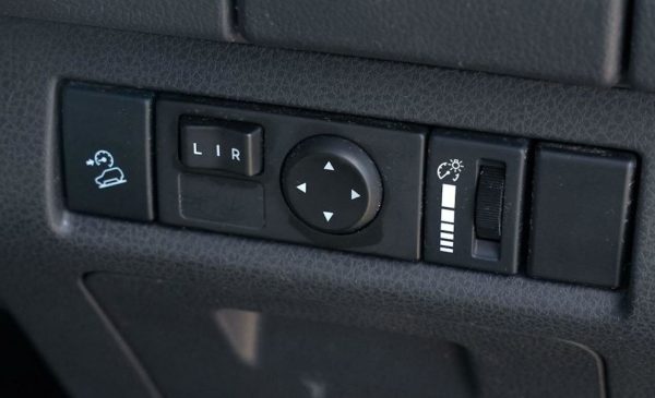 2017 Isuzu MU-X LS-U (4X2) - Image 16