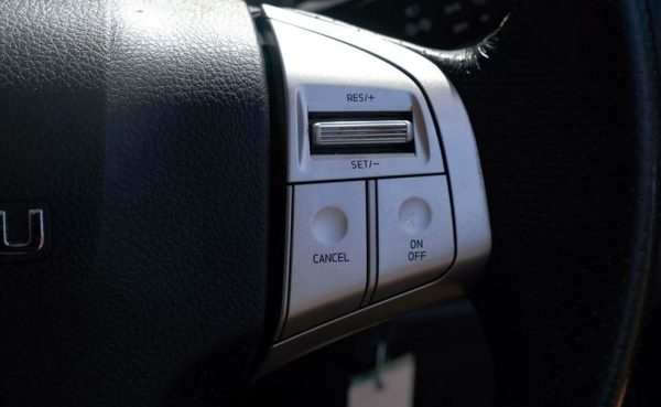 2017 Isuzu MU-X LS-U (4X2) - Image 21
