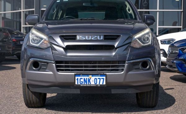 2017 Isuzu MU-X LS-U (4X2) - Image 4
