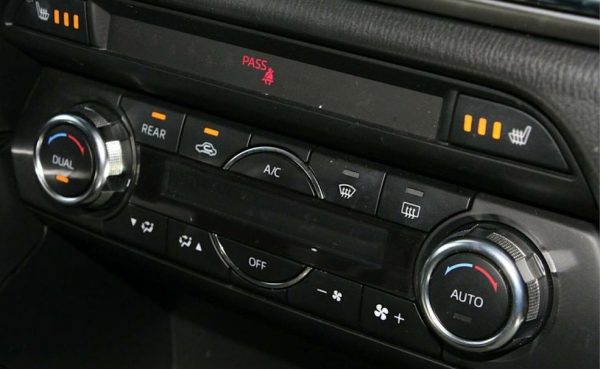 2017 Mazda CX-9 - Image 17