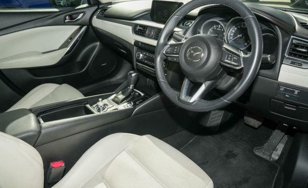 2017 Mazda 6 Touring 6C - Image 8
