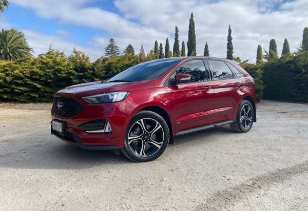2019 Ford Endura ST-Line (awd) - Image 2