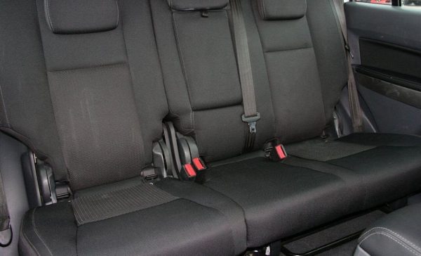 2018 FORD ** EVEREST TREND ** 3.2L TURBO DIESEL ** - Image 9