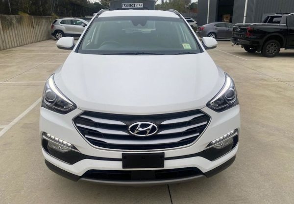 2018 Hyundai Santa FE Active Crdi (4X4) - Image 12