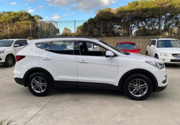 2018 Hyundai Santa FE Active Crdi (4X4) - Image 7