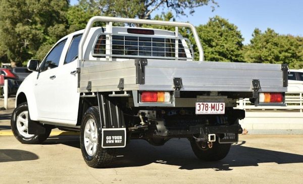 2018 Isuzu D-MAX LS-M HI-Ride (4X4) - Image 4
