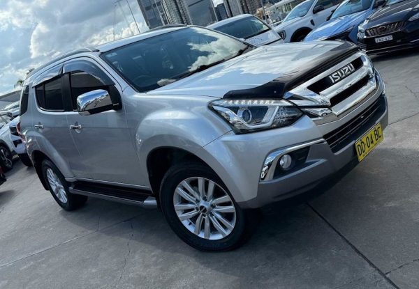 2018 Isuzu MU-X LS-T (4X4) LS-T Wagon - Image 3