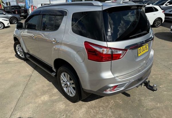 2018 Isuzu MU-X LS-T (4X4) LS-T Wagon - Image 6