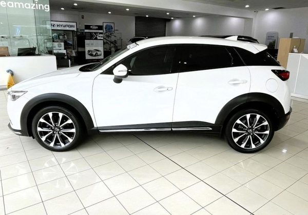 2019 Mazda CX-3 S Touring - Image 9