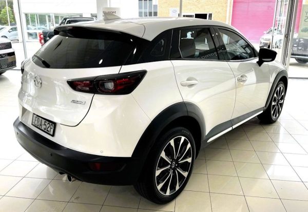 2019 Mazda CX-3 S Touring - Image 4