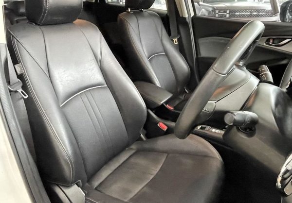 2019 Mazda CX-3 S Touring - Image 5