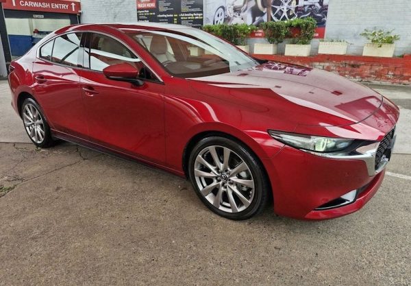 2019 Mazda 3 SP25 Astina - Image 2