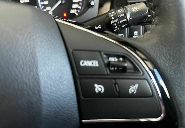 2019 Mitsubishi Outlander ES 7 Seat - Image 20