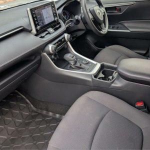 2019 Toyota RAV4 GX Hybrid Nav. - Image 14