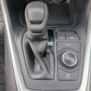 2019 Toyota RAV4 GX Hybrid Nav. - Image 17