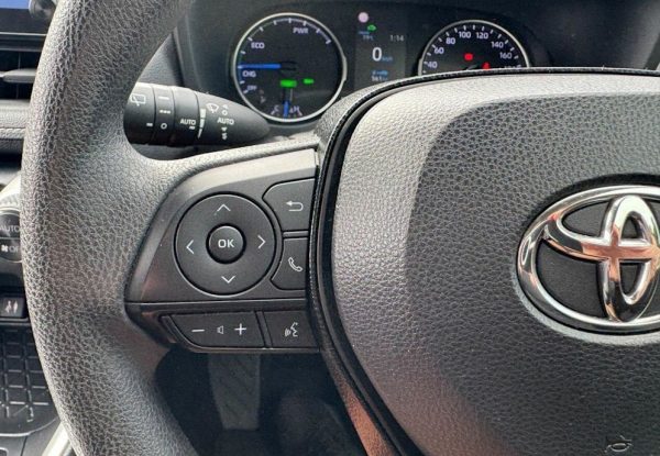2019 Toyota RAV4 GX AWD Hybrid – WHITE - Image 22
