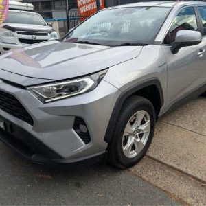 2019 Toyota RAV4 GX Hybrid Nav. - Image 5