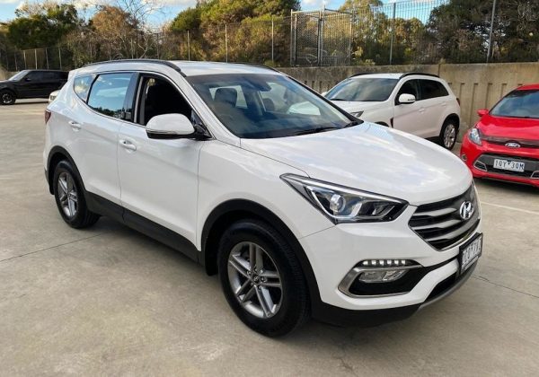2018 Hyundai Santa FE Active Crdi (4X4) - Image 15
