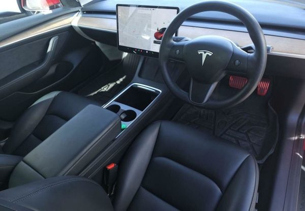 2021 Tesla Model 3 Standard Range Plus RWD RED - Image 12