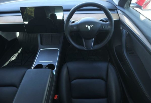2021 Tesla Model 3 Standard Range Plus RWD RED - Image 14