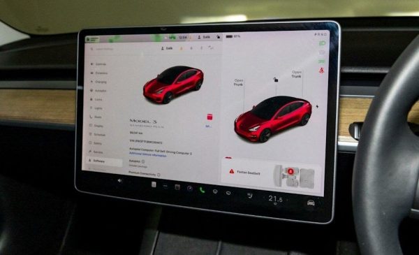 2021 Tesla Model 3 Standard Range Plus RWD - Image 15
