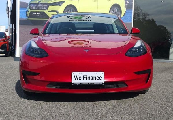 2021 Tesla Model 3 Standard Range Plus RWD RED - Image 2