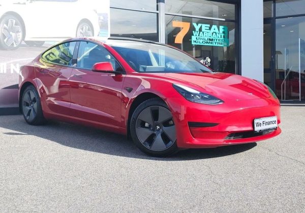 2021 Tesla Model 3 Standard Range Plus RWD RED