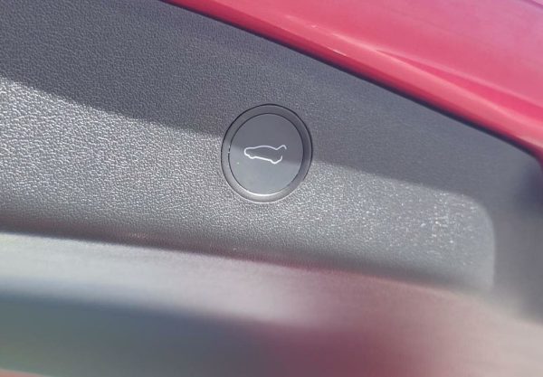 2021 Tesla Model 3 Standard Range Plus RWD RED - Image 9