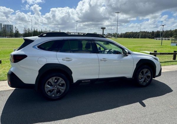 2022 Subaru Outback AWD MY22 - Image 8
