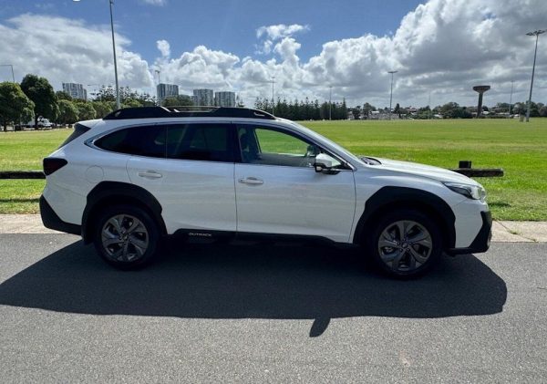2022 Subaru Outback AWD MY22 - Image 9