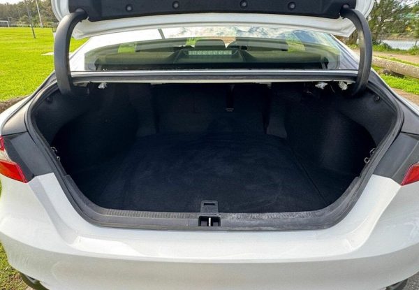 2022 Toyota Camry Ascent - Image 10
