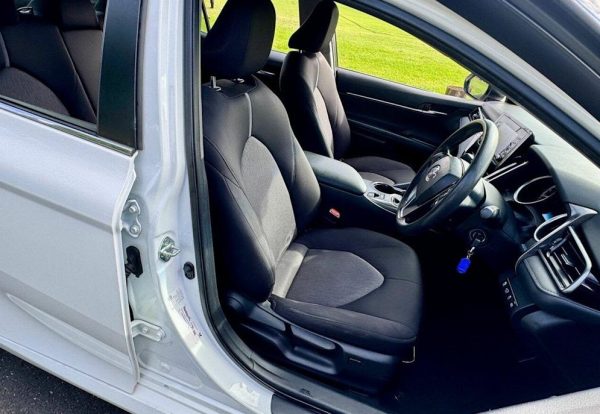 2022 Toyota Camry Ascent - Image 14